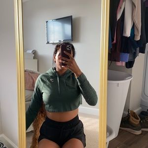 Gymshark Cropped Sweatshirt